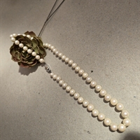 seks-milimeter-perler-enkel-halskaede-soelvlaas-gammel-perleraekke